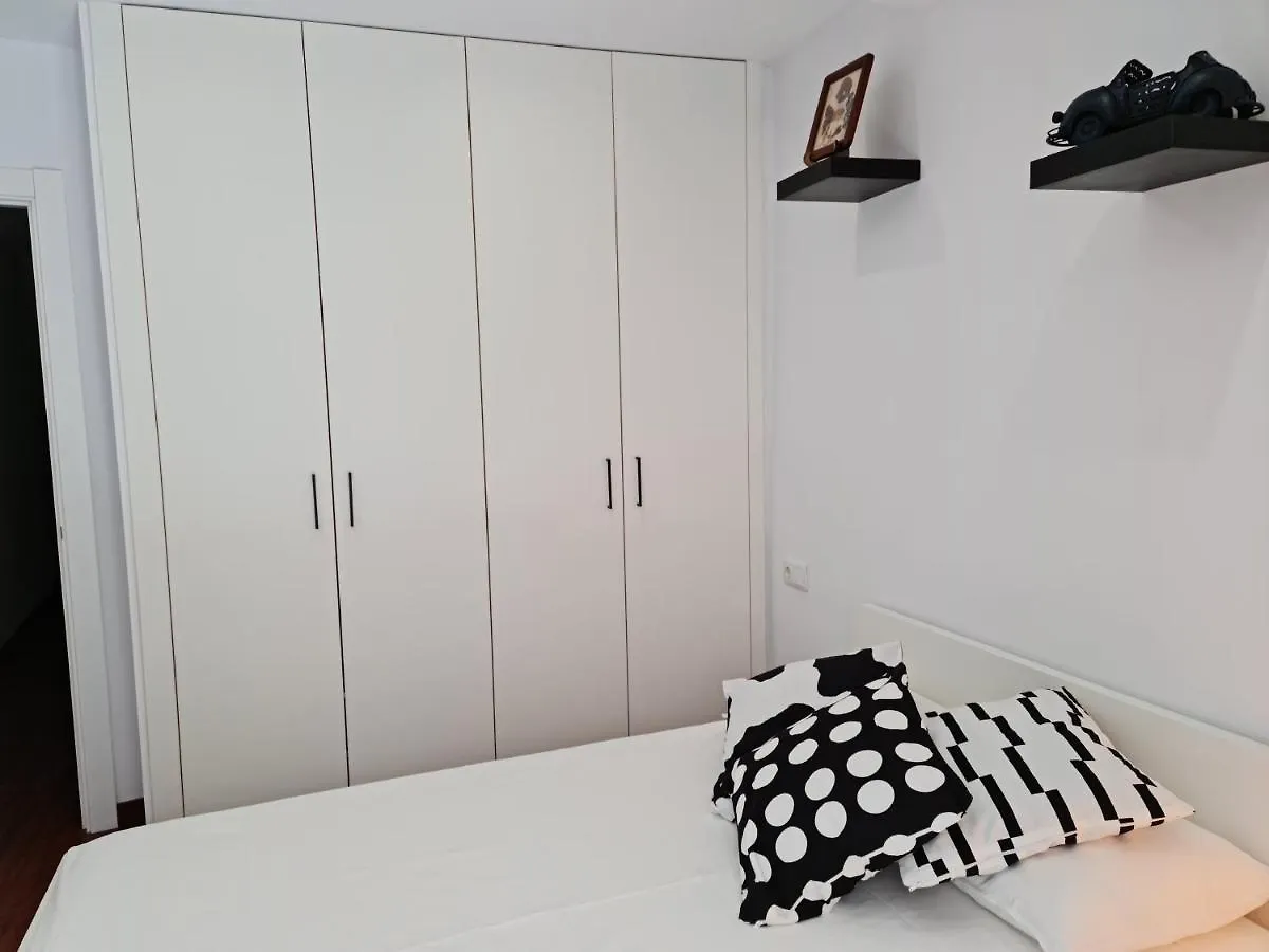 Apartamento Ca la Maria La Seu d'Urgell 0*,